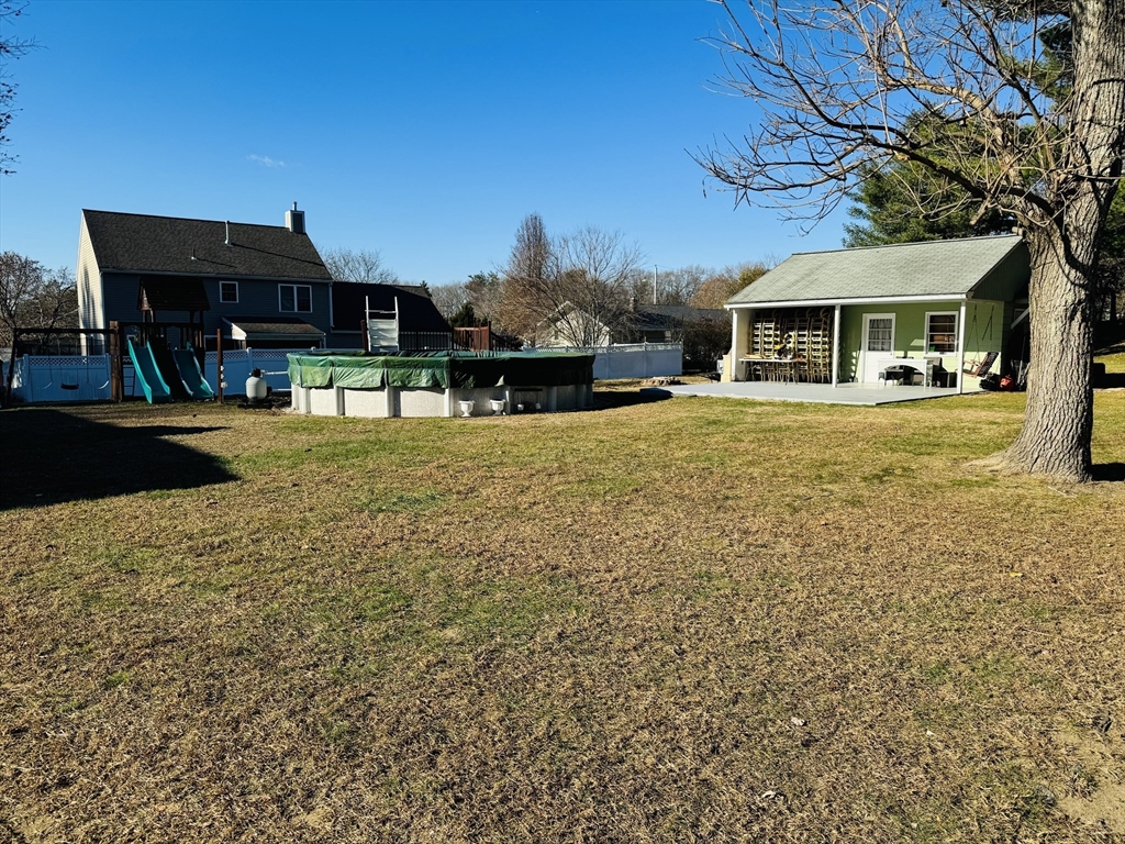 31 Bolton Road Clinton, MA 01510 - Photo 8 of 40