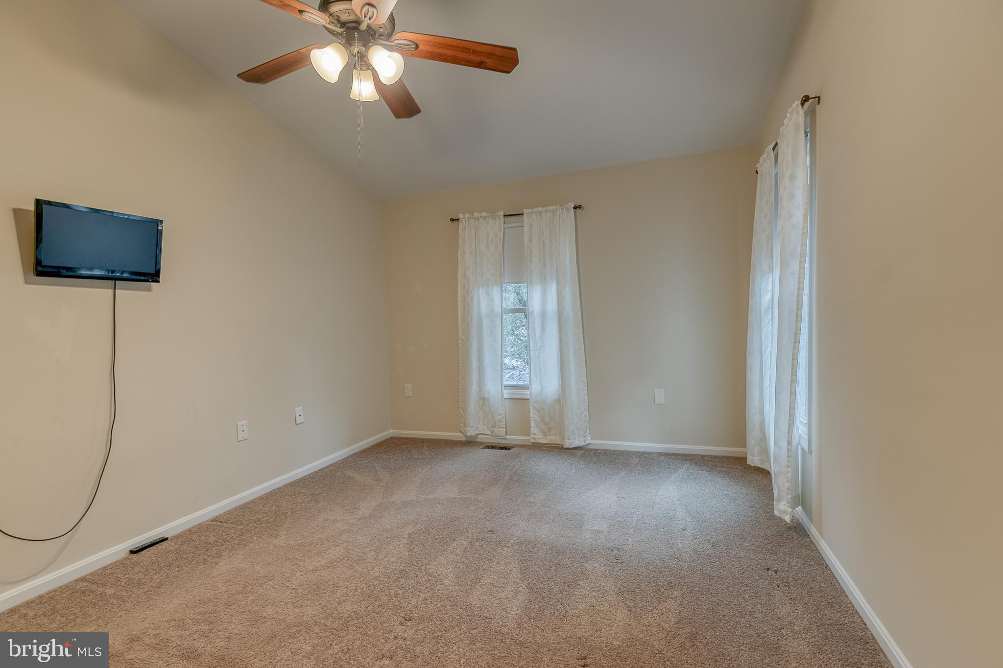 7365 Rokeby Drive Manassas, VA 20109 - Photo 14 of 24 Gallery Image 14