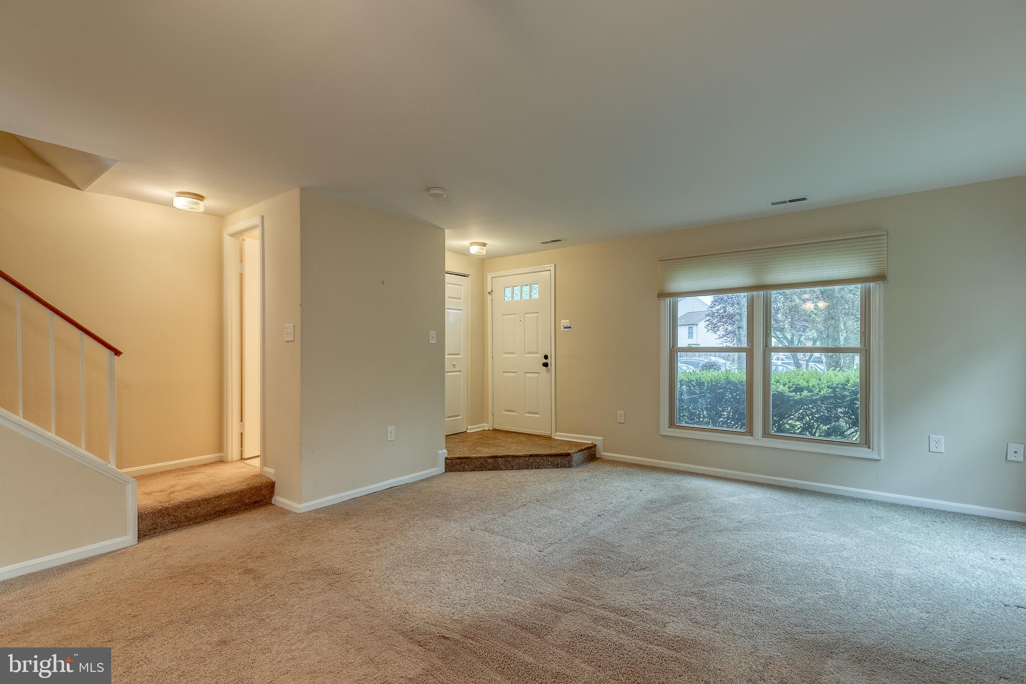 7365 Rokeby Drive Manassas, VA 20109 - Photo 6 of 24 Gallery Image 6