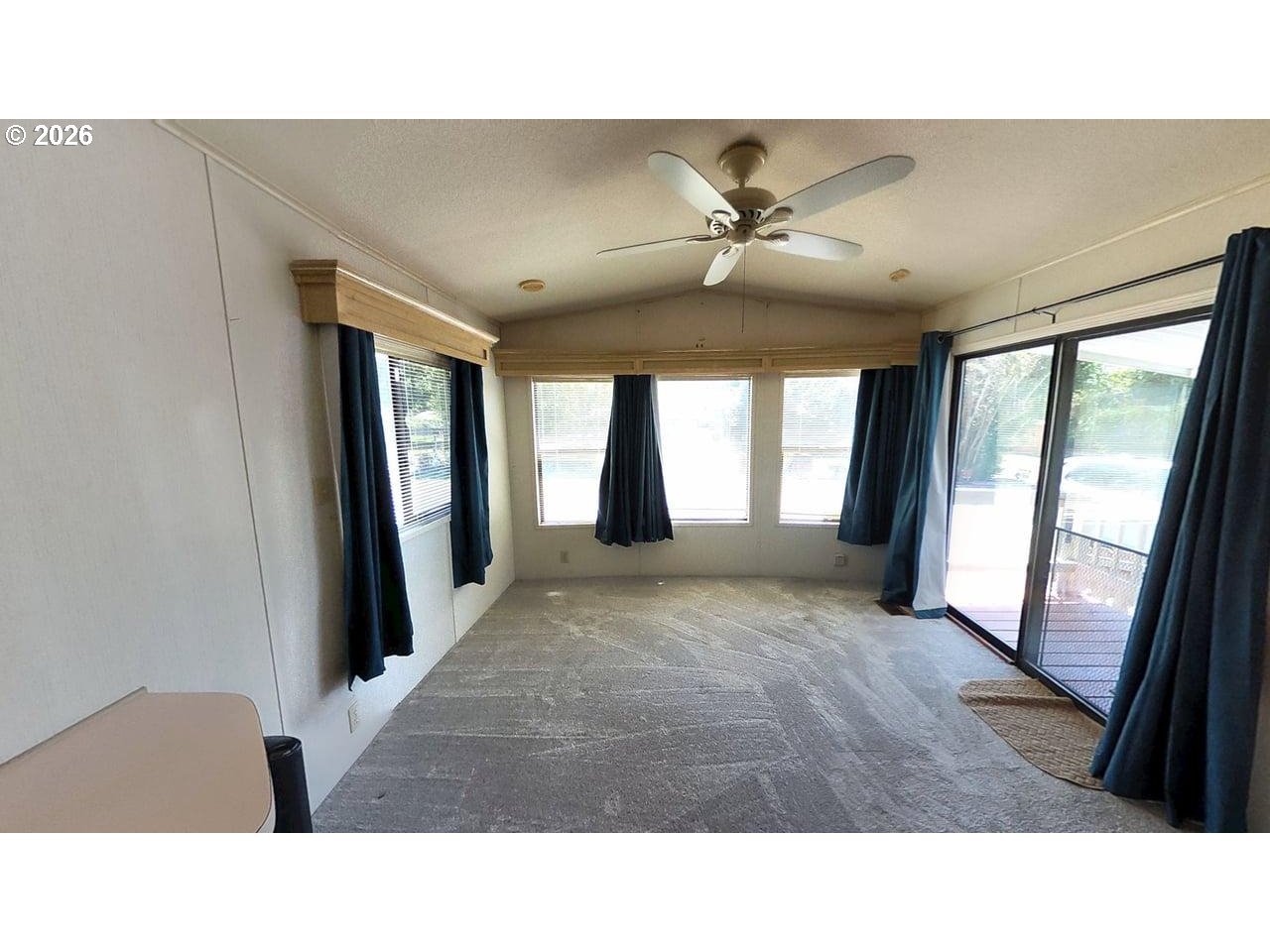 95706 Jerry's Flat Road, Unit 8 Gold Beach, OR 97444 - Photo 5 of 18 Living Room