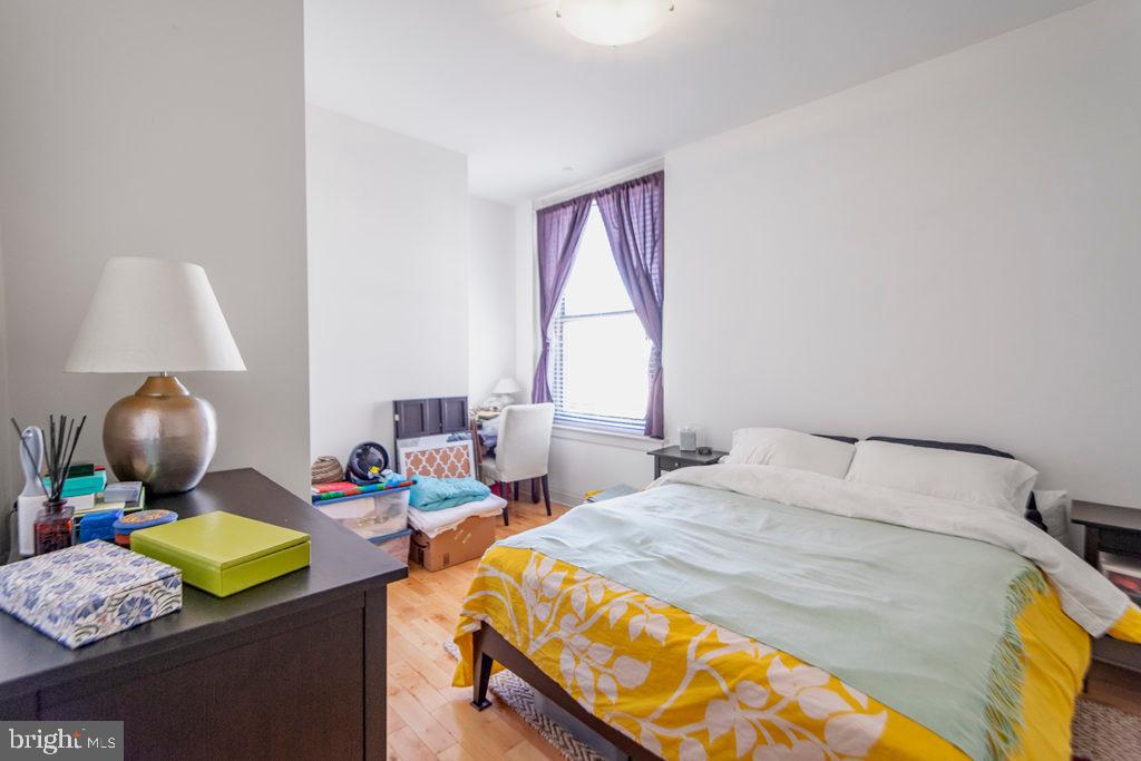 427 Monroe Street, Unit 404 Philadelphia, PA 19147 - Photo 5 of 10
