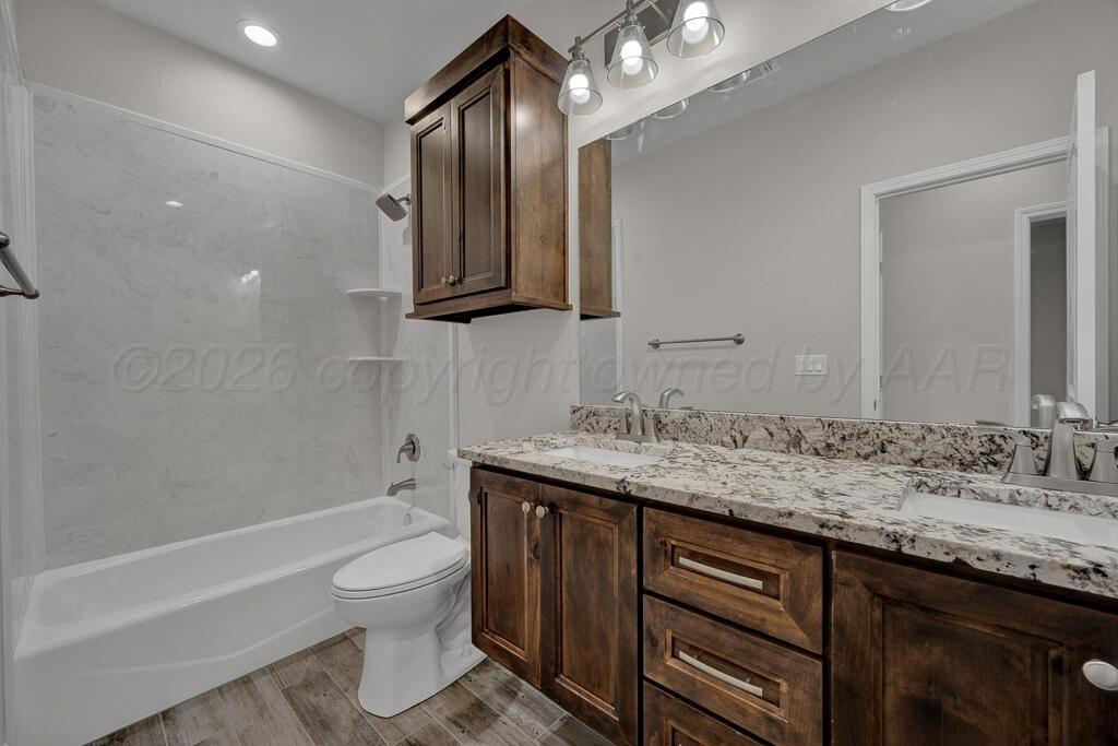 400 Desert Quail Road Canyon, TX 79015 - Photo 20 of 31 bathroom two