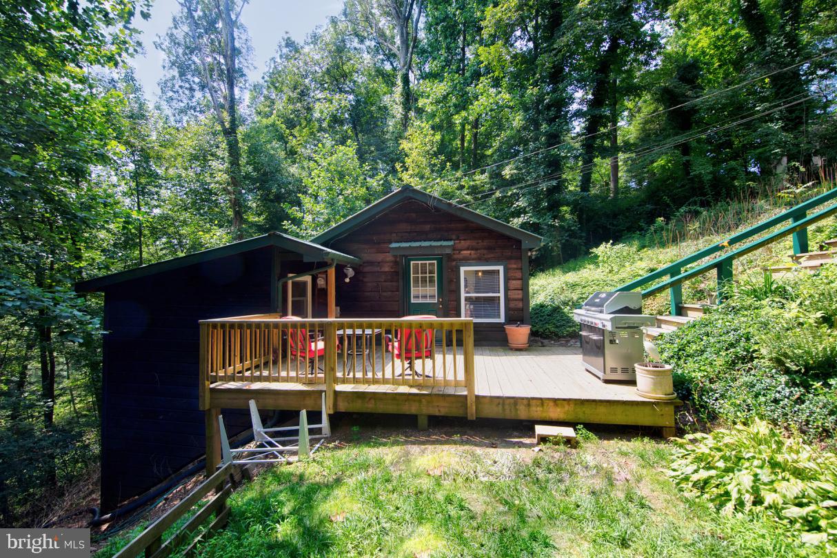 268 Hilltop Road Delta, PA 17314 - Photo 1 of 20 Welcome Home to 268 Hilltop Road!