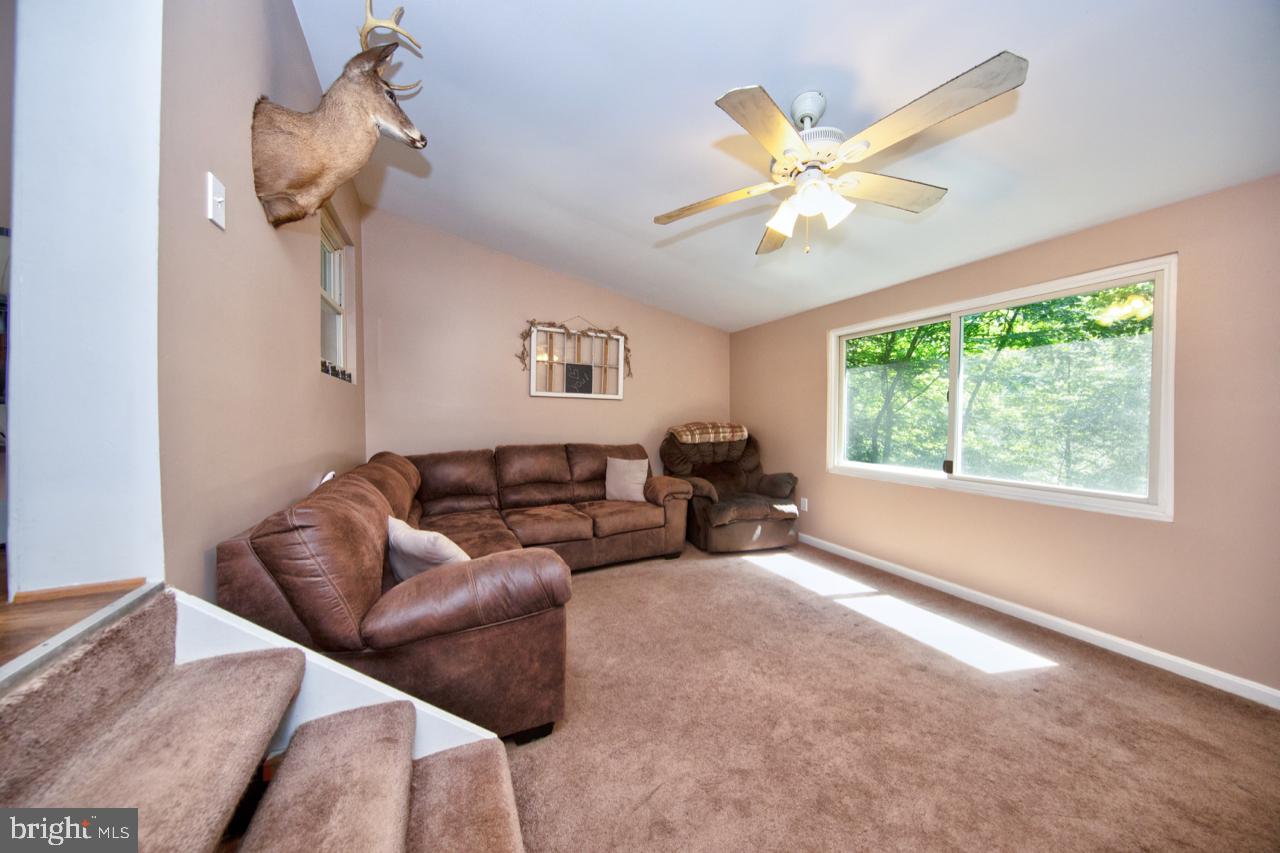 268 Hilltop Road Delta, PA 17314 - Photo 11 of 20 Gallery Image 11