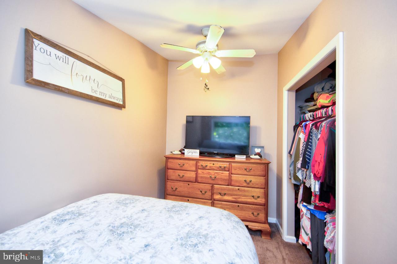 268 Hilltop Road Delta, PA 17314 - Photo 16 of 20 Master Bedroom