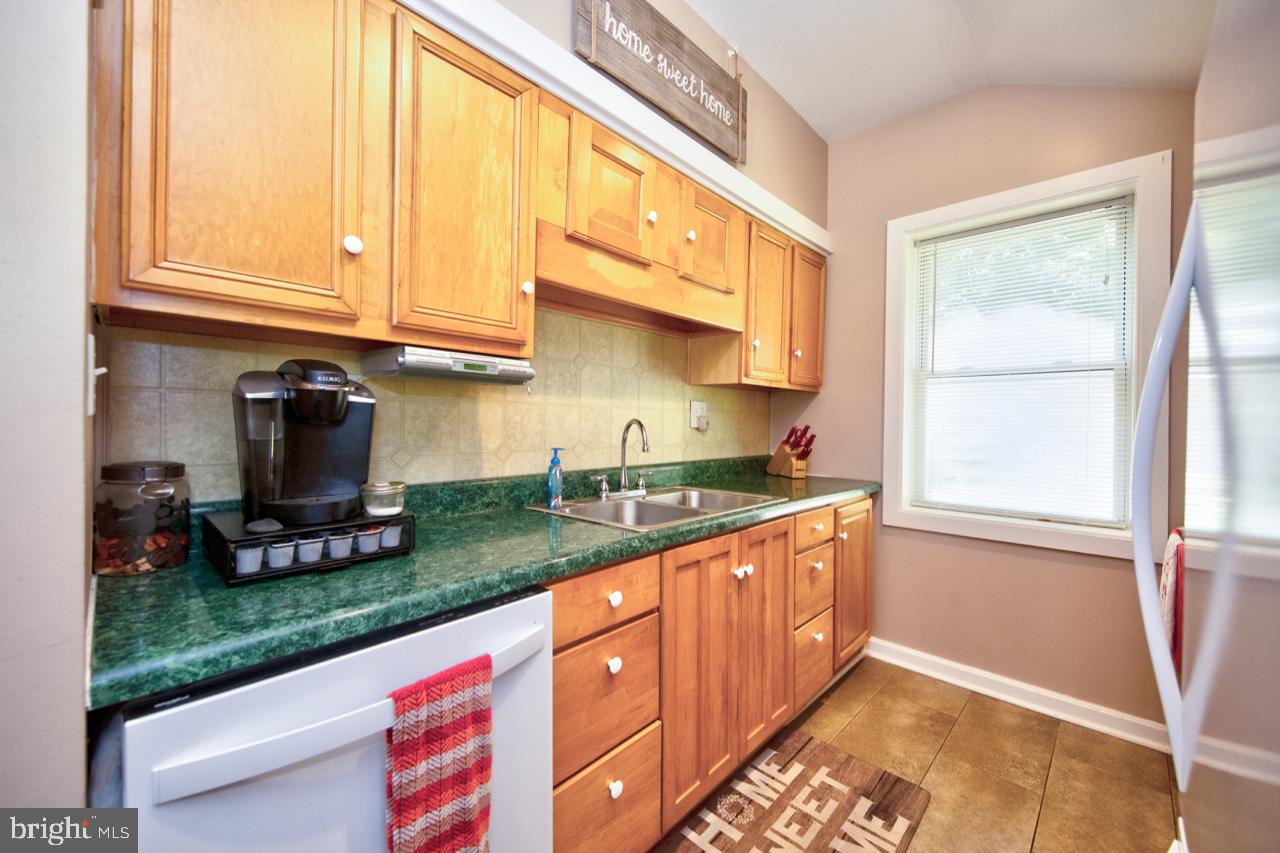 268 Hilltop Road Delta, PA 17314 - Photo 6 of 20 Gallery Image 6