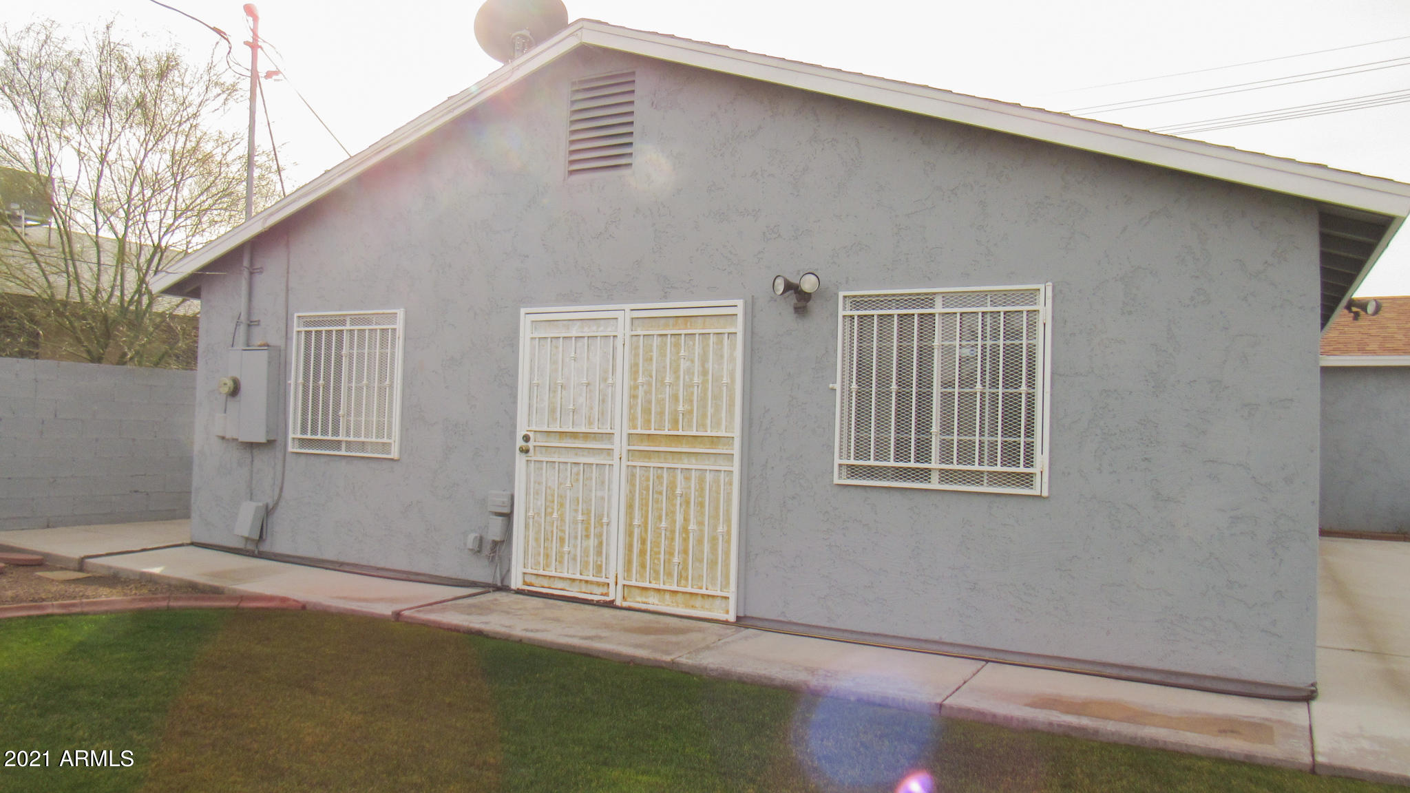 2448 East Roeser Road Phoenix, AZ 85040 - Photo 12 of 14 back of home