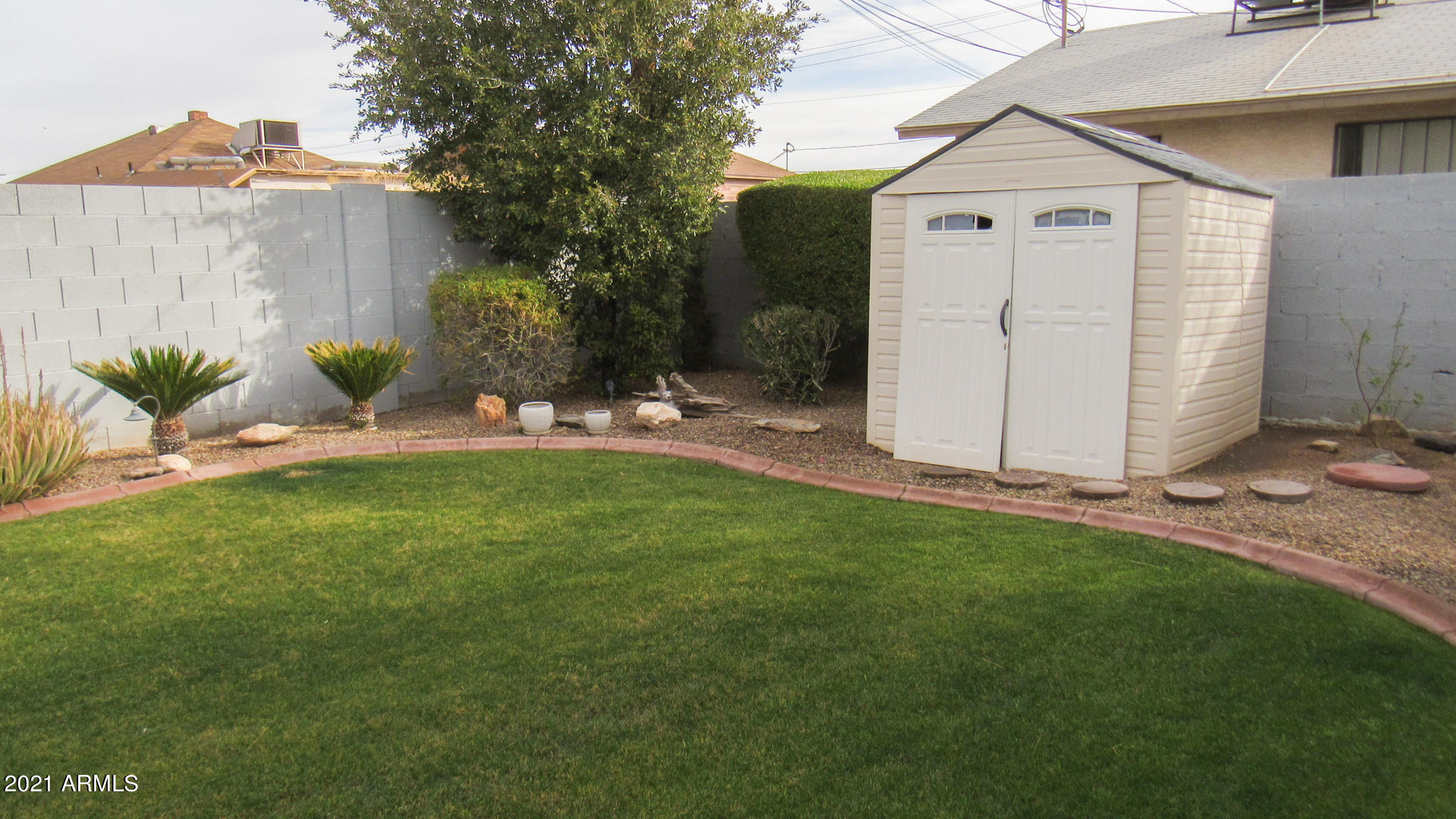 2448 East Roeser Road Phoenix, AZ 85040 - Photo 13 of 14 storage shed