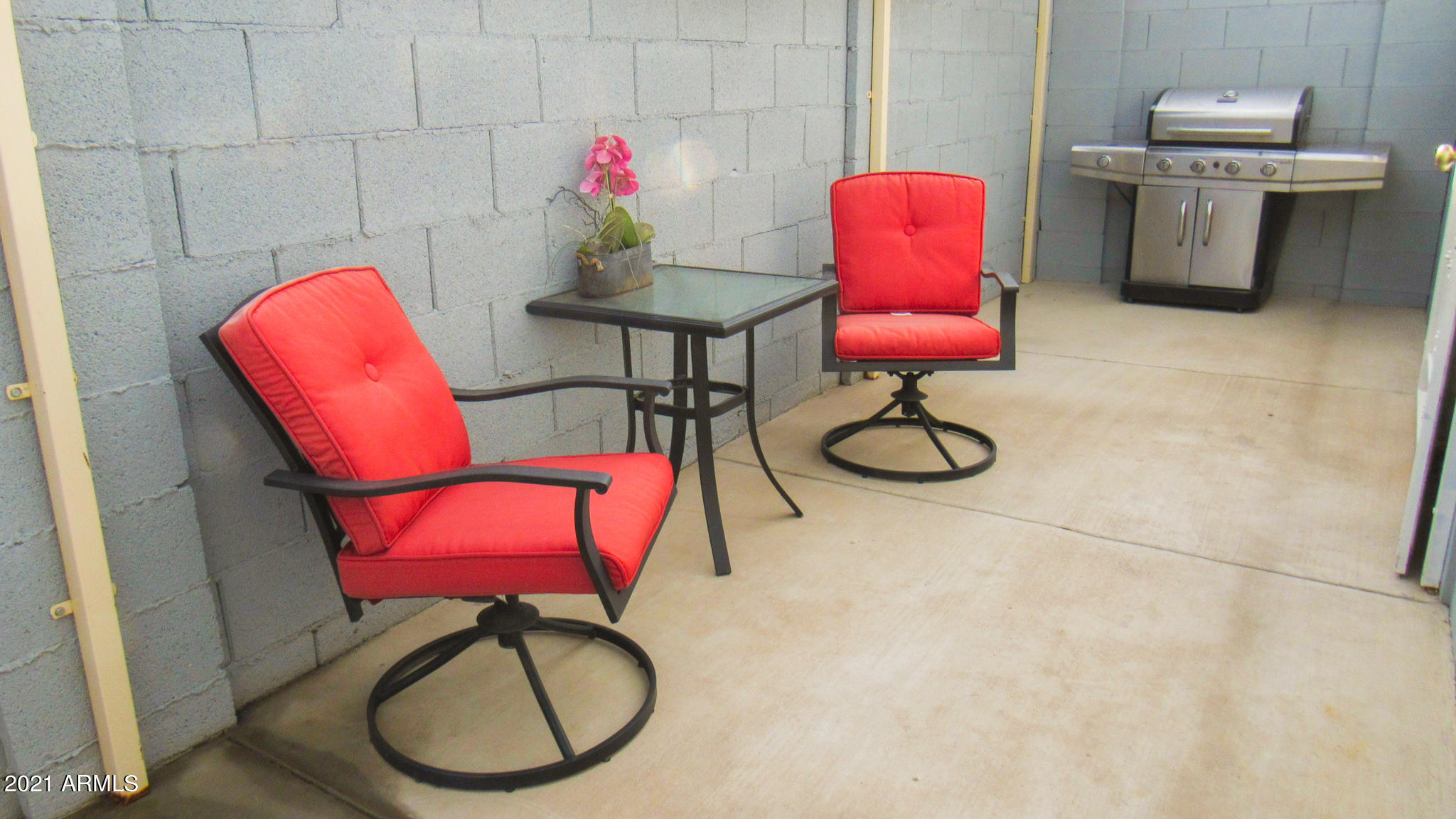 2448 East Roeser Road Phoenix, AZ 85040 - Photo 10 of 14 back east side