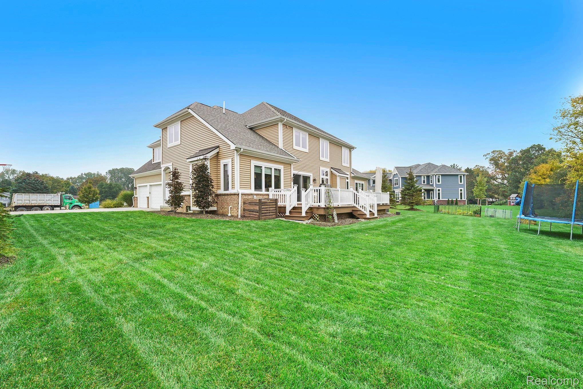 4107 Inverrary Court Commerce Township, MI 48382 - Photo 36 of 42 DSC00921.jpg