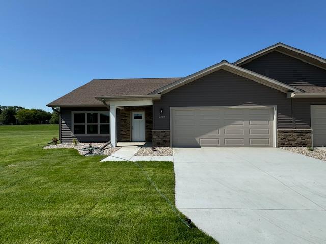 2218 Red Bird Lane Fairmont, MN 56031 - Photo 2 of 36