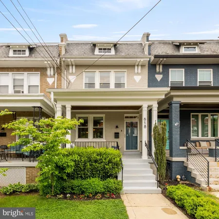 $865,000 | 618 Farragut Street Northwest, Washington, DC 20011