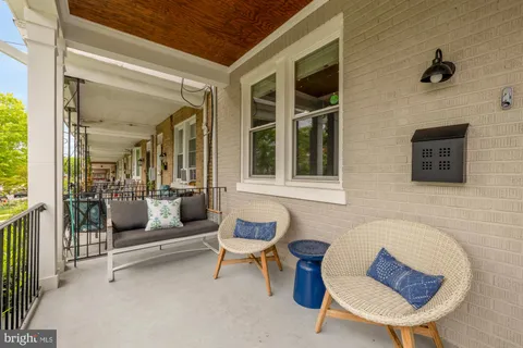 $865,000 | 618 Farragut Street Northwest, Washington, DC 20011