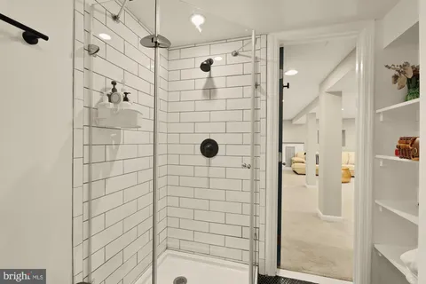 $865,000 | 618 Farragut Street Northwest, Washington, DC 20011