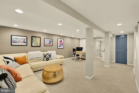 $865,000 | 618 Farragut Street Northwest, Washington, DC 20011