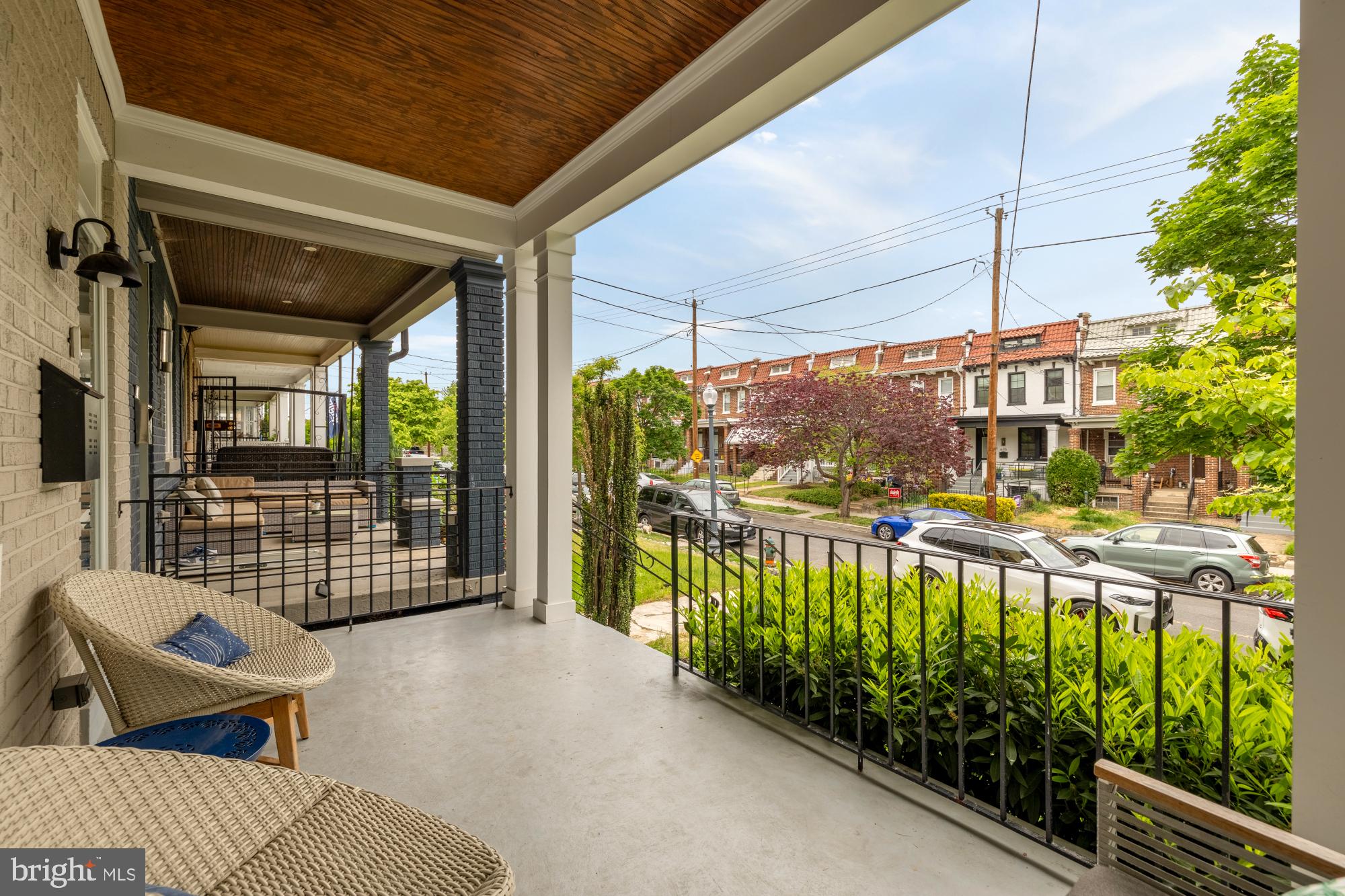 618 Farragut Street Northwest Washington, DC 20011 - Photo 4 of 47