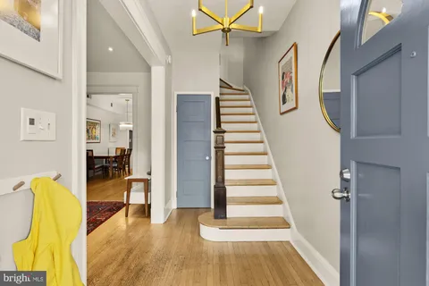$865,000 | 618 Farragut Street Northwest, Washington, DC 20011
