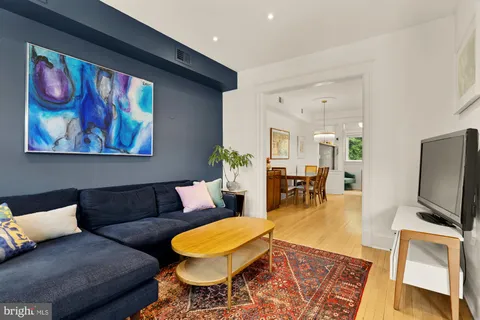 $865,000 | 618 Farragut Street Northwest, Washington, DC 20011