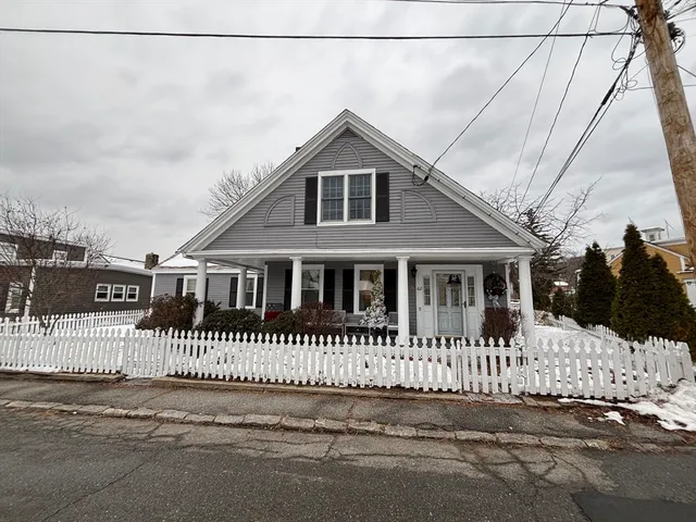 $309,000 | 62 Central Street, Fitchburg, MA 01420
