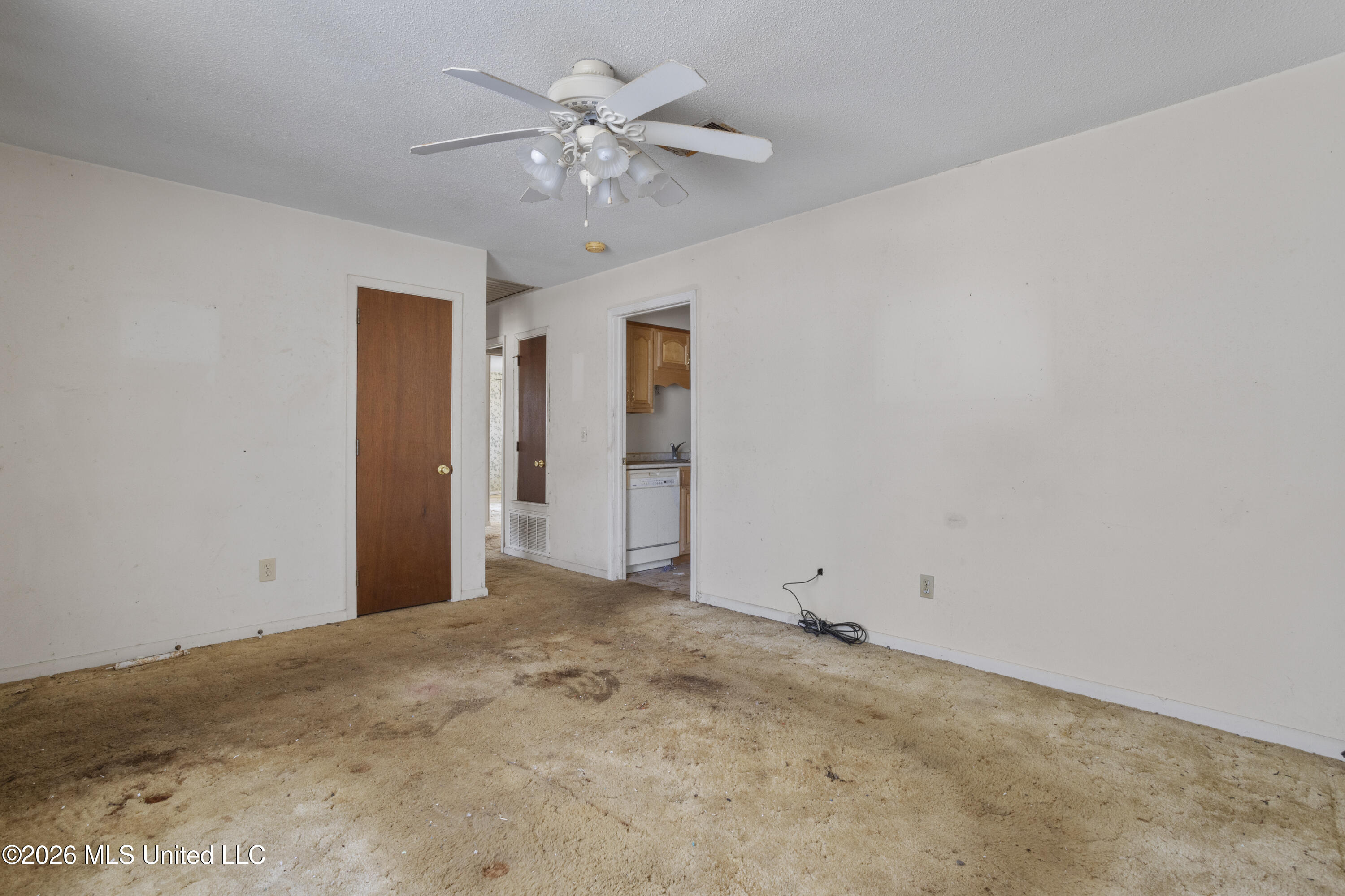 4524 Old Fort Bayou Road Ocean Springs, MS 39564 - Photo 8 of 24 0005