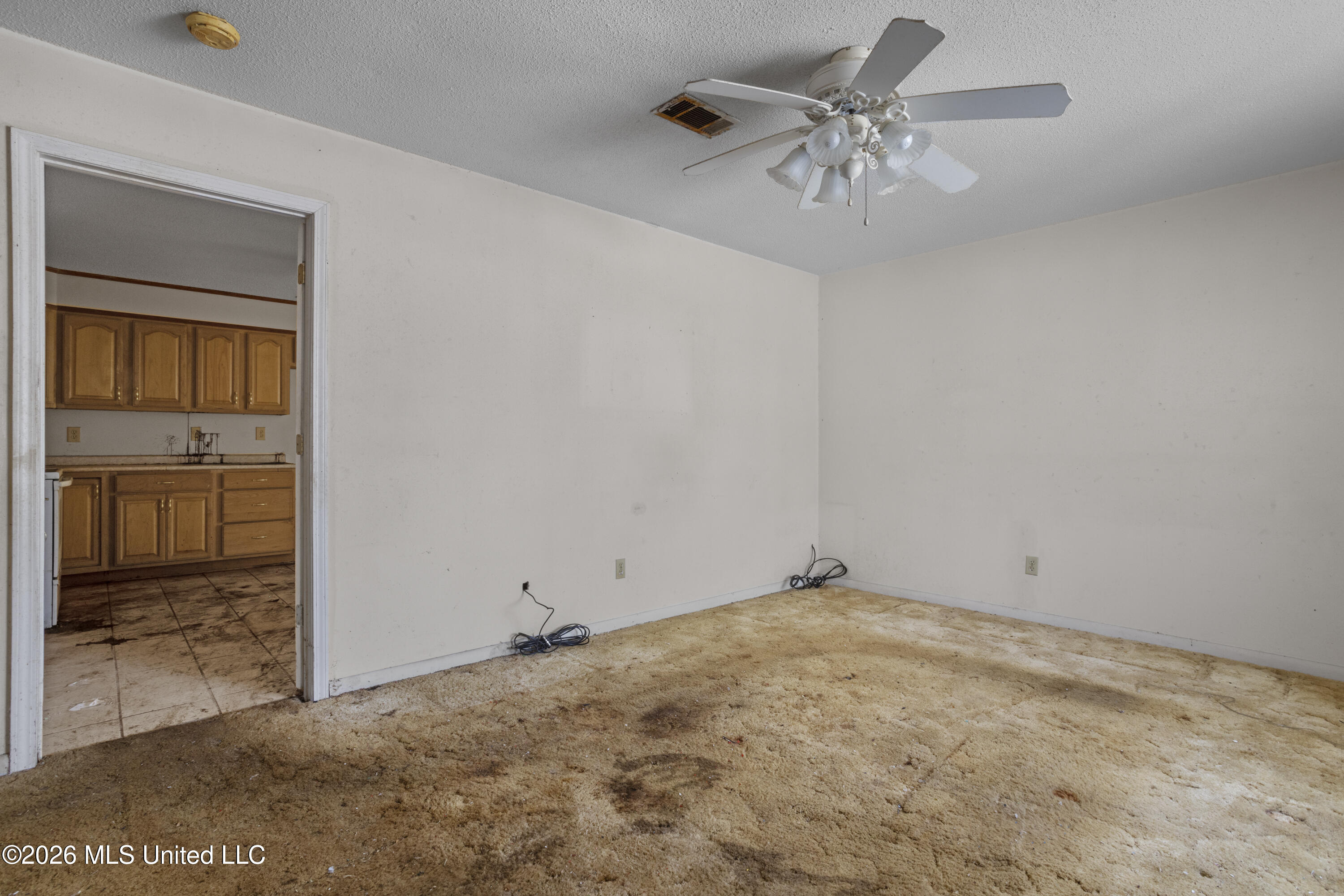 4524 Old Fort Bayou Road Ocean Springs, MS 39564 - Photo 9 of 24 0006