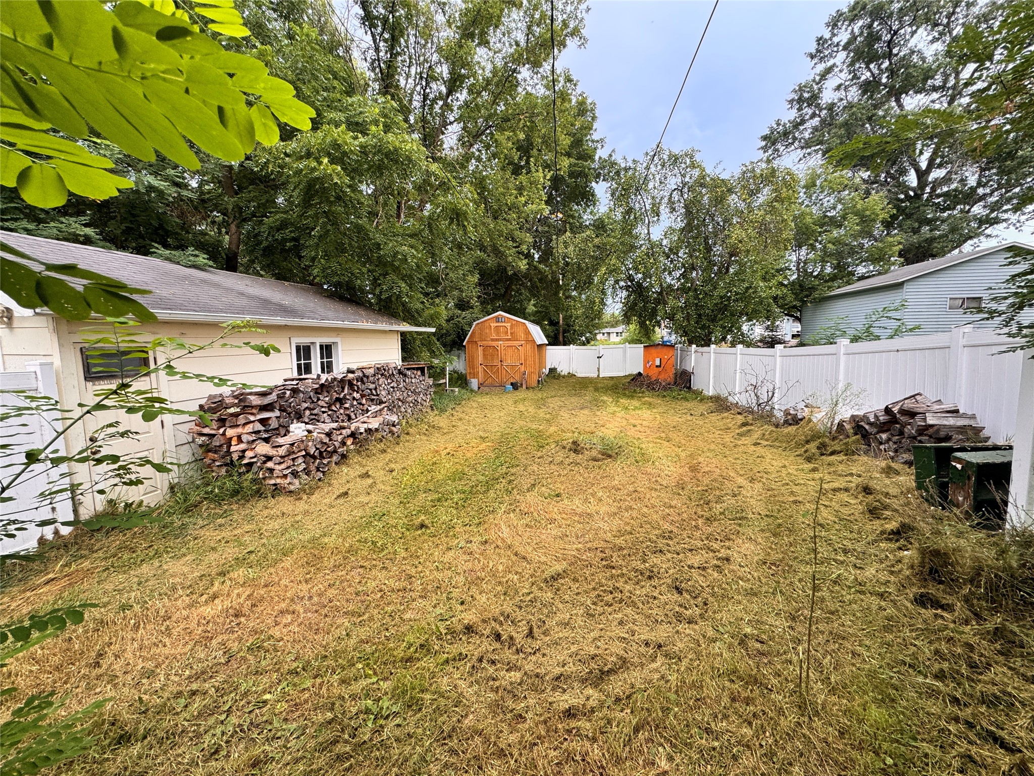409 Poplar Street Spooner, WI 54801 - Photo 6 of 7