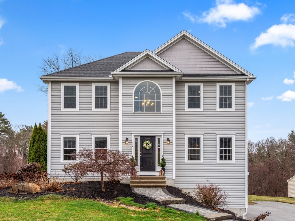 32 Jennings Road Charlton, MA 01507 - Photo 1 of 42 Gallery Image 1
