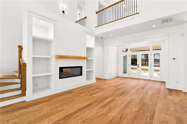 a view of a room with an empty space