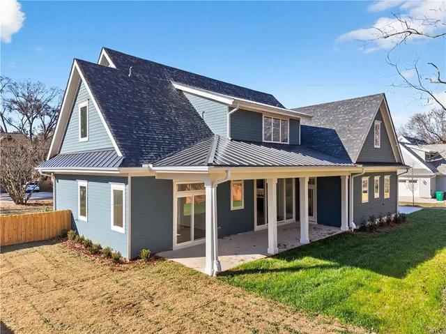 a picture of floor plan