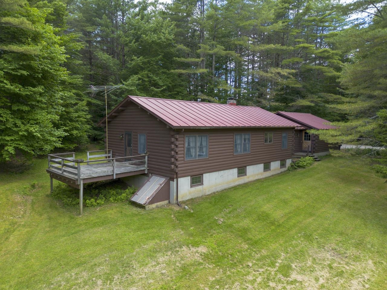 152 Wood Road Middlesex, VT 05682 - Photo 2 of 54