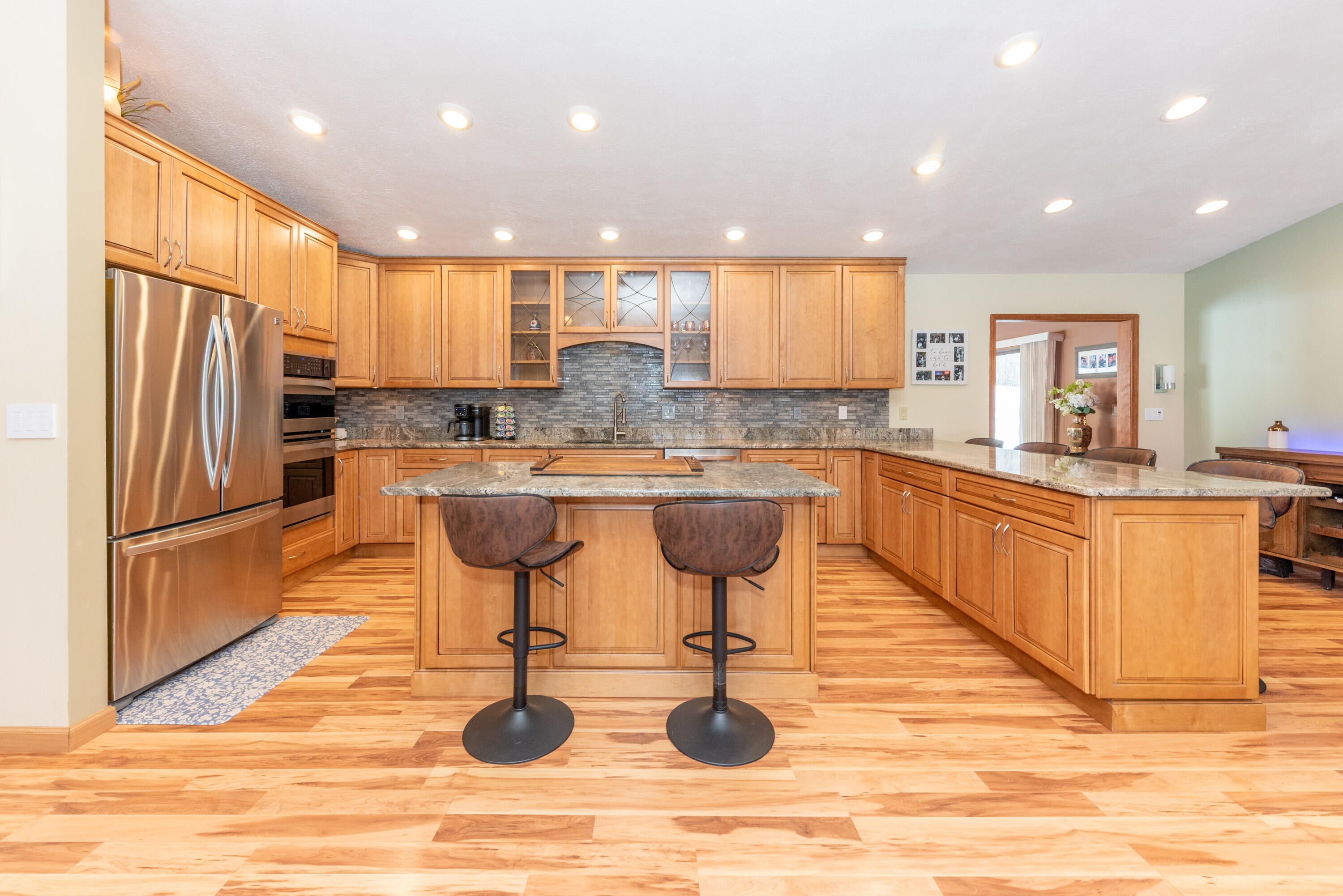 8655 Joeys Drive Pinckney, MI 48169 - Photo 11 of 66 11 Kitchen 1