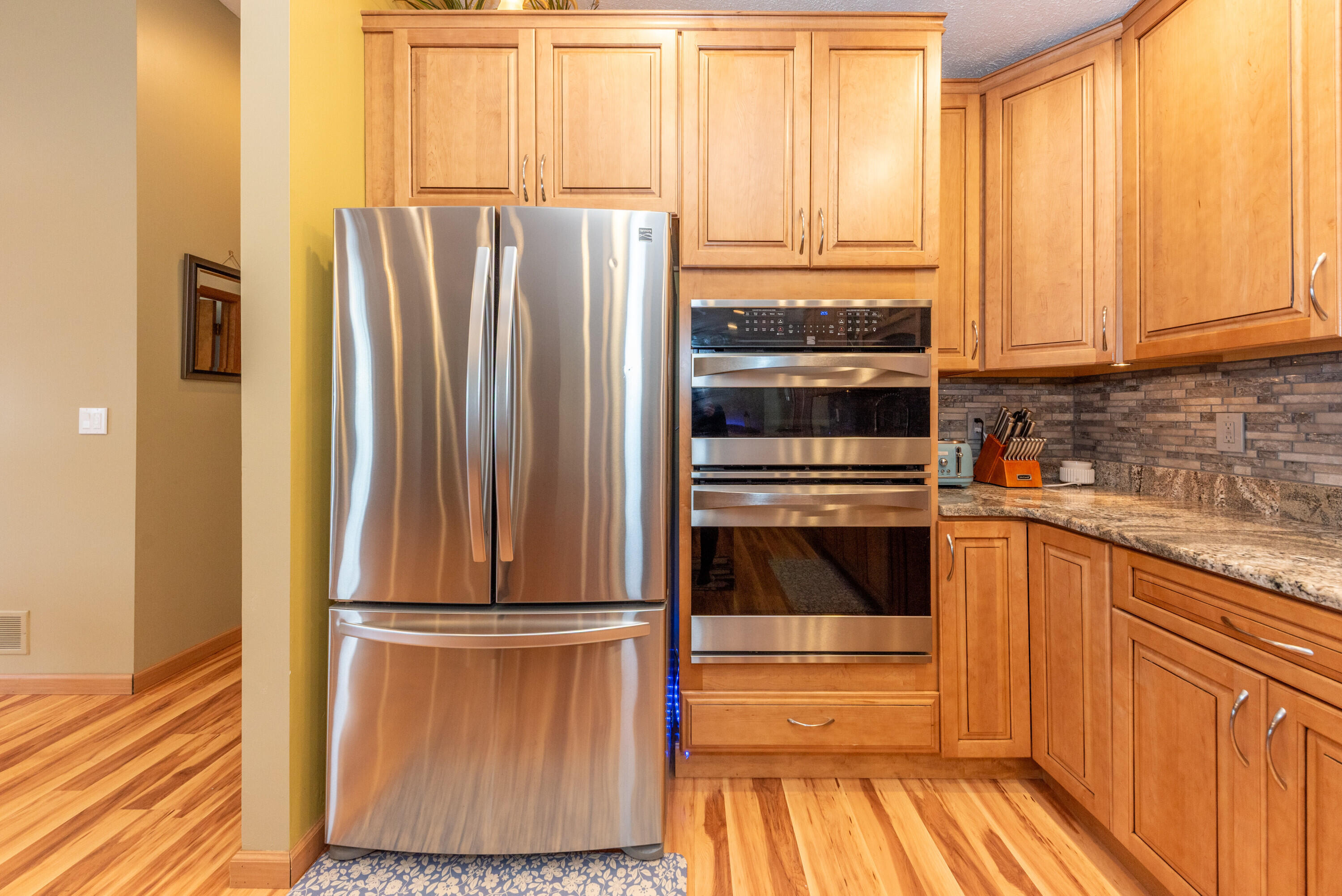 8655 Joeys Drive Pinckney, MI 48169 - Photo 16 of 66 16 Kitchen 7