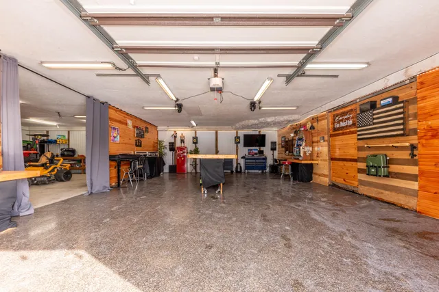 $659,000 | 8655 Joeys Drive, Pinckney, MI 48169