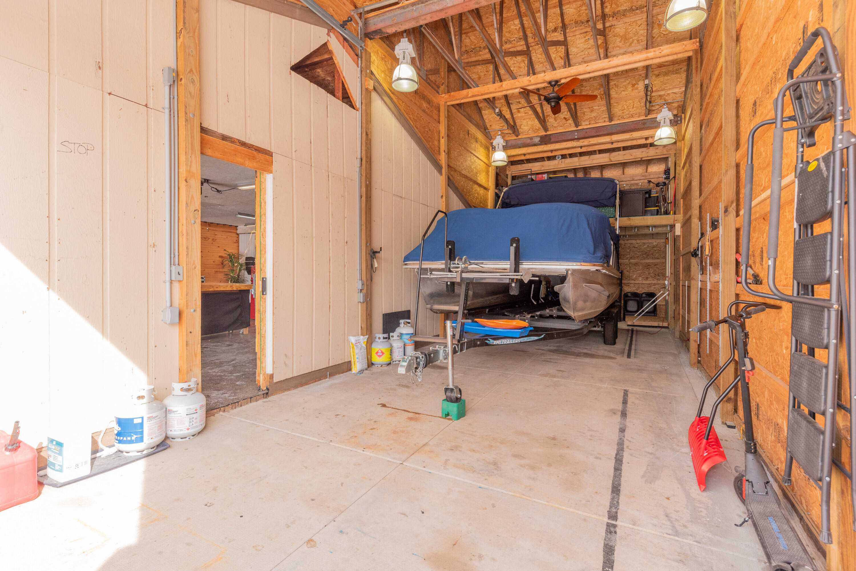 8655 Joeys Drive Pinckney, MI 48169 - Photo 46 of 66 44 Barn boat storage 1