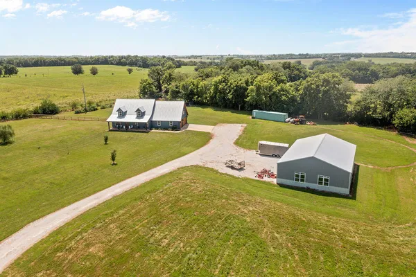 $724,000 | 5579 Highway 123, Walnut Grove, MO 65770