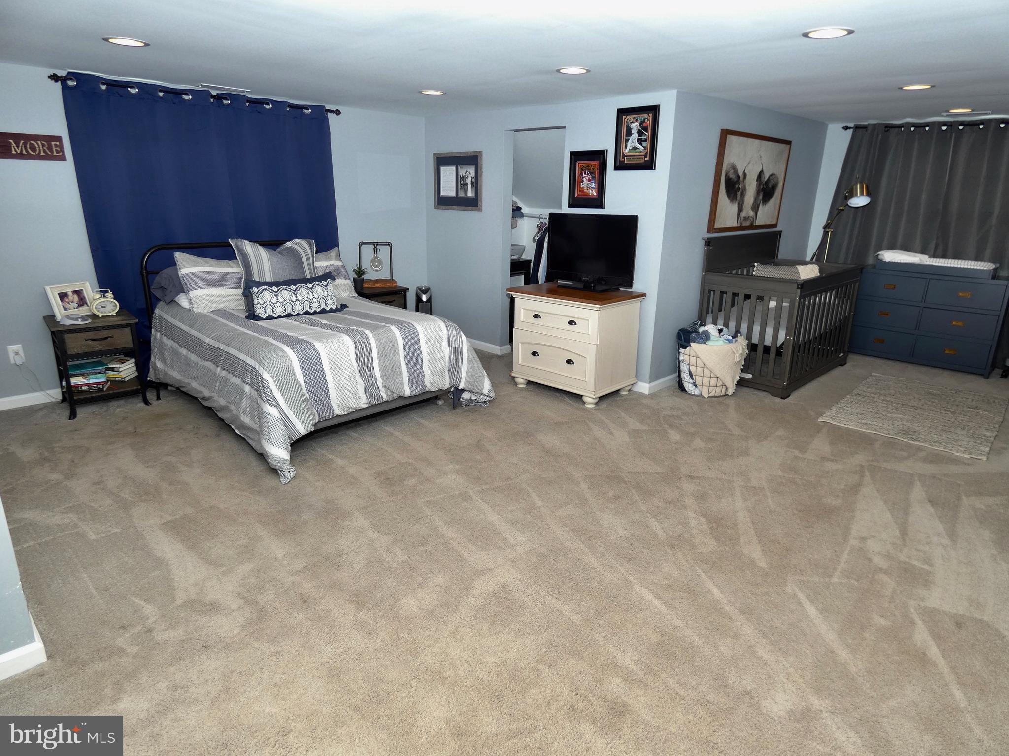 23840 Bridgetown Road Henderson, MD 21640 - Photo 8 of 54 Oversized Master Bedroom