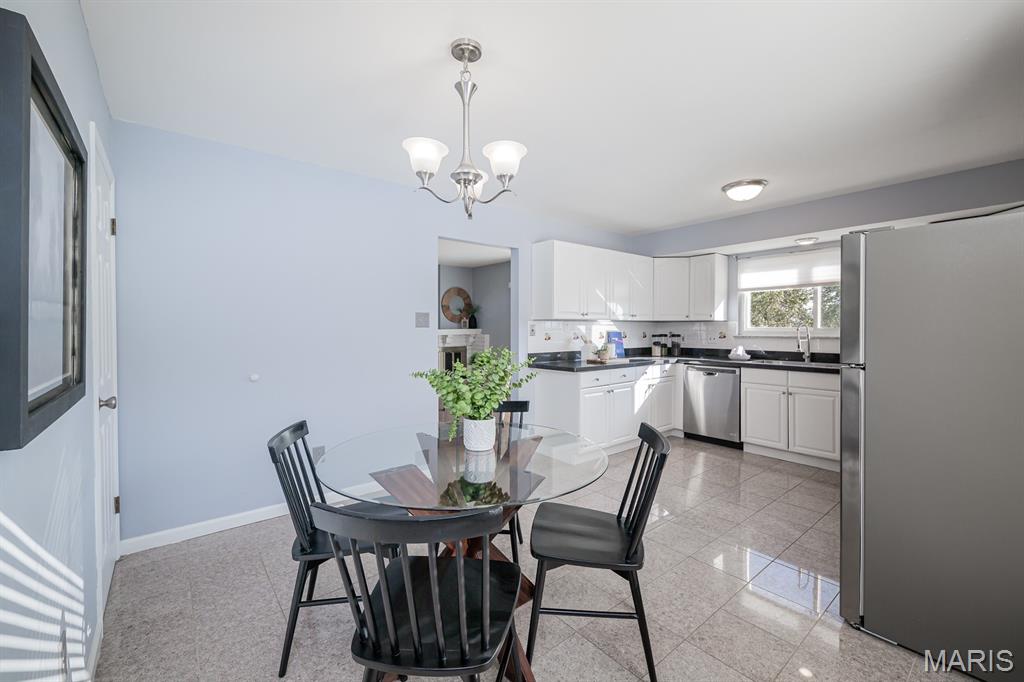 15324 Appalachian Trail Chesterfield, MO 63017 - Photo 13 of 50