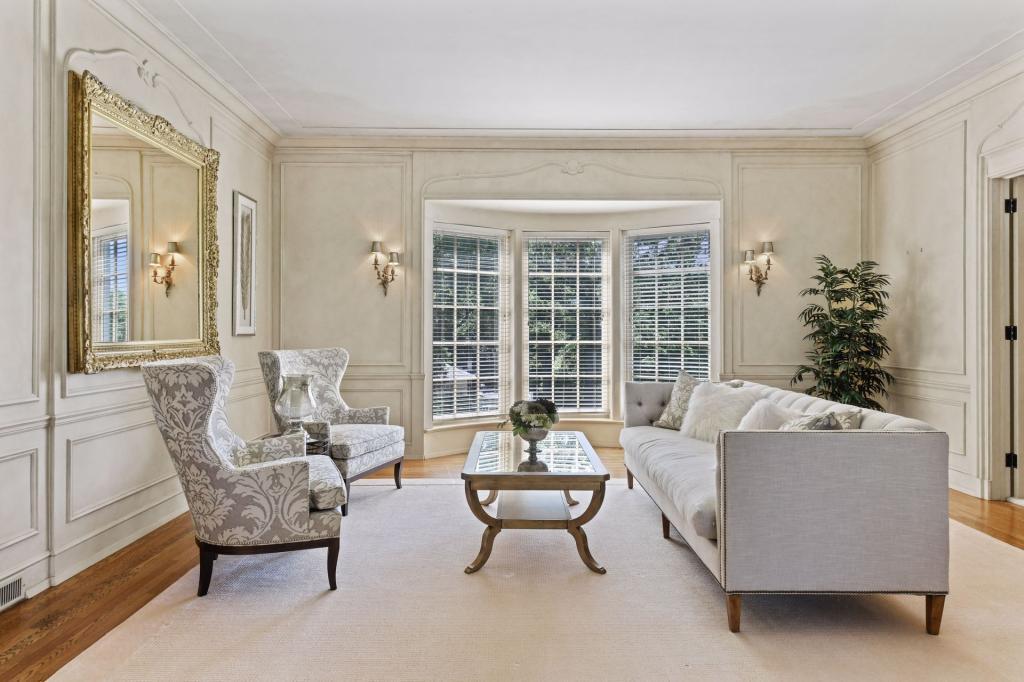 3340 Hill Lane Deephaven, MN 55391 - Photo 21 of 100