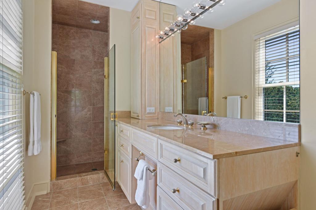 3340 Hill Lane Deephaven, MN 55391 - Photo 31 of 100