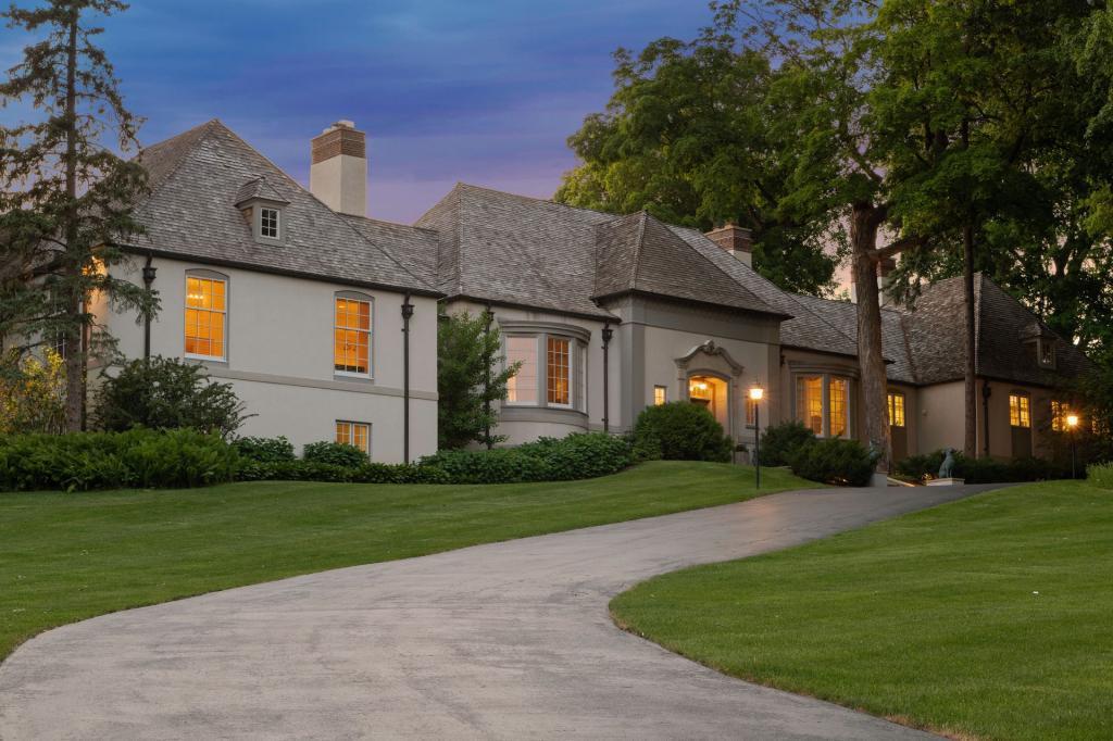 3340 Hill Lane Deephaven, MN 55391 - Photo 6 of 100