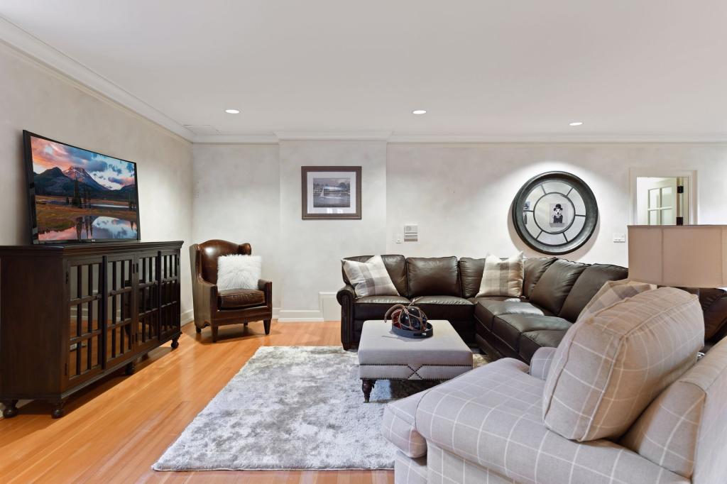 3340 Hill Lane Deephaven, MN 55391 - Photo 73 of 100