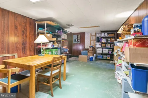 $525,000 | 1123 Chinaberry Lane, Crownsville, MD 21032