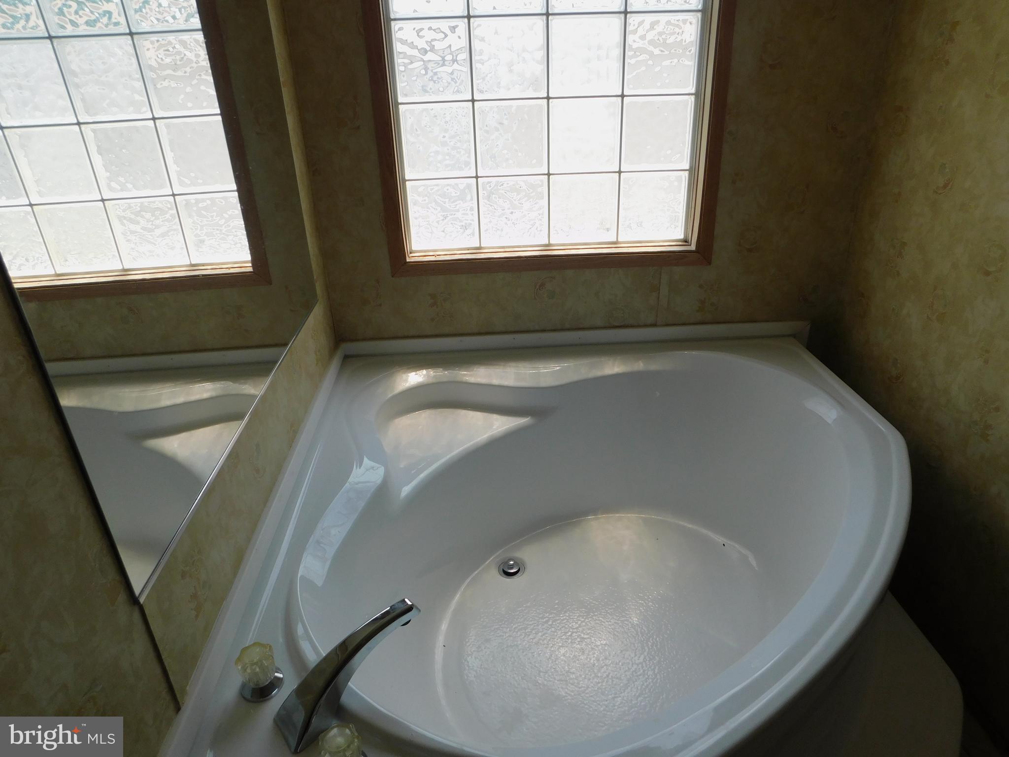 211 Michael Road Honey Brook, PA 19344 - Photo 2 of 13 Gallery Image 2