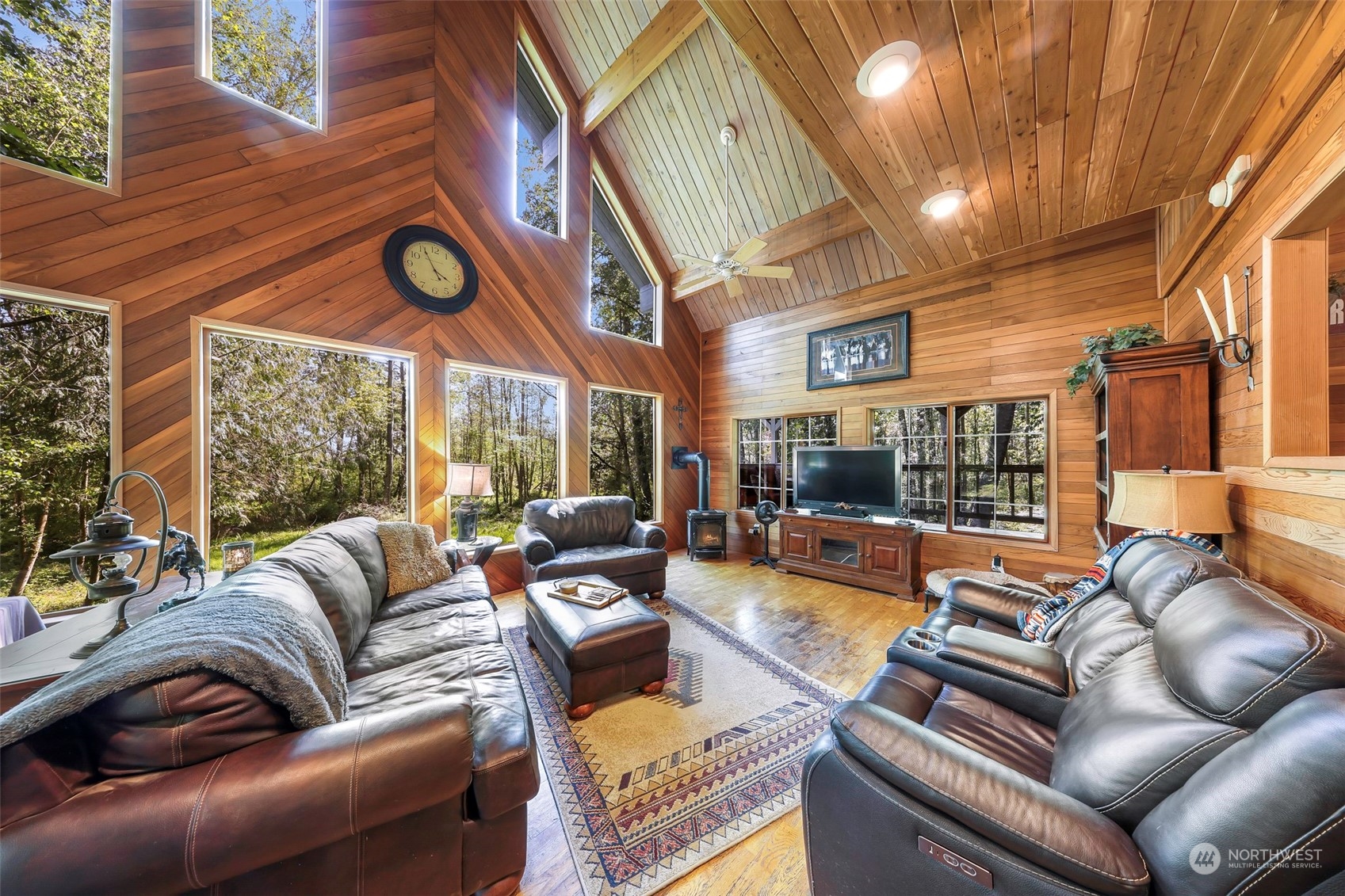 9510 Flambeau Road Blaine, WA 98230 - Photo 12 of 40 Gallery Image 12