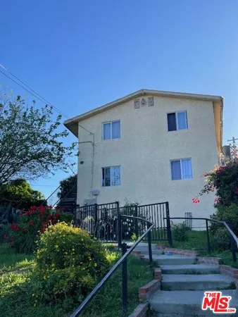 $1,950 | 1240 North Evergreen Avenue, Unit 4, Los Angeles, CA 90033