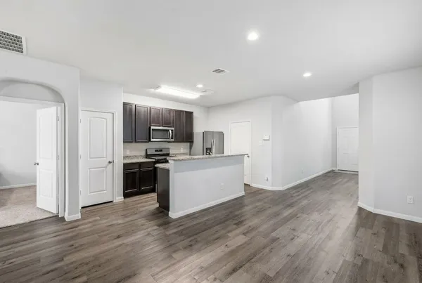 $2,550 | 5018 Yello Ginko Trail, Spring, TX 77373