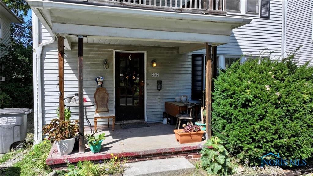 2019 Kensington Road Toledo, OH 43607 - Photo 2 of 21 Photo 2