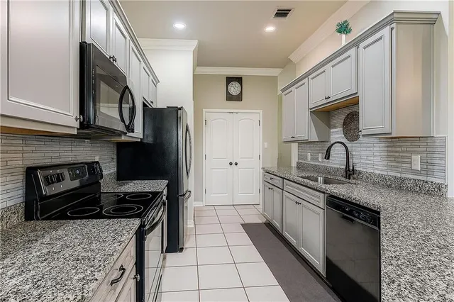 $290,000 | 214 Ashton Oaks Lane, Luling, LA 70070