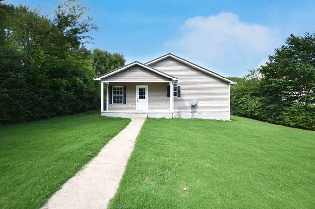$308,000 | 308 East Railroad Street, Dickson, TN 37055
