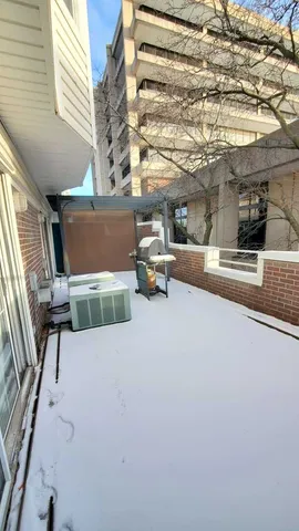 $674,300 | 8019-8021 Lincoln Avenue, Skokie, IL 60077